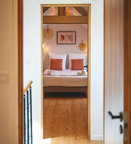 The House Of Celeste * Saumur