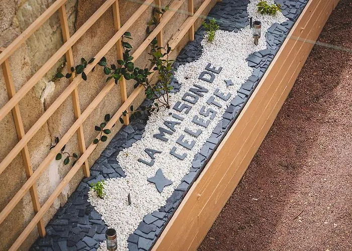 The House Of Celeste Nyaraló *